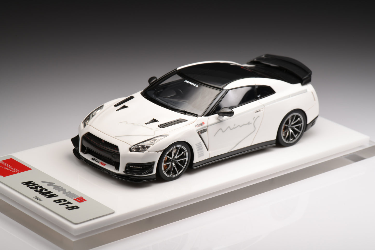 1:43 MakeUp Mine’s GT-R (R35) 2021 EM643