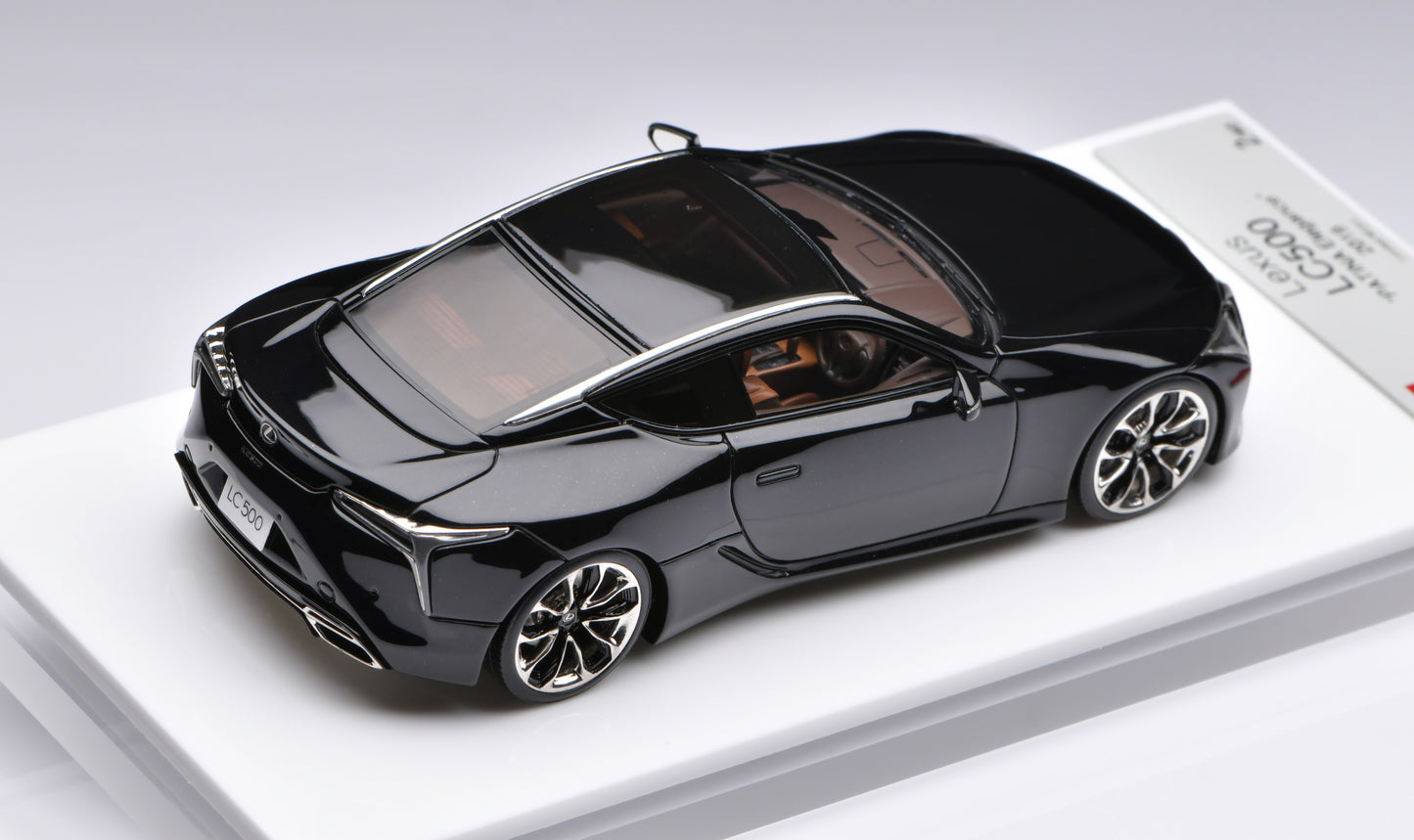 1:43 MakeUp Lexus LC500"Patina Elegance"2 EM561C Graphite Black Glass Flake