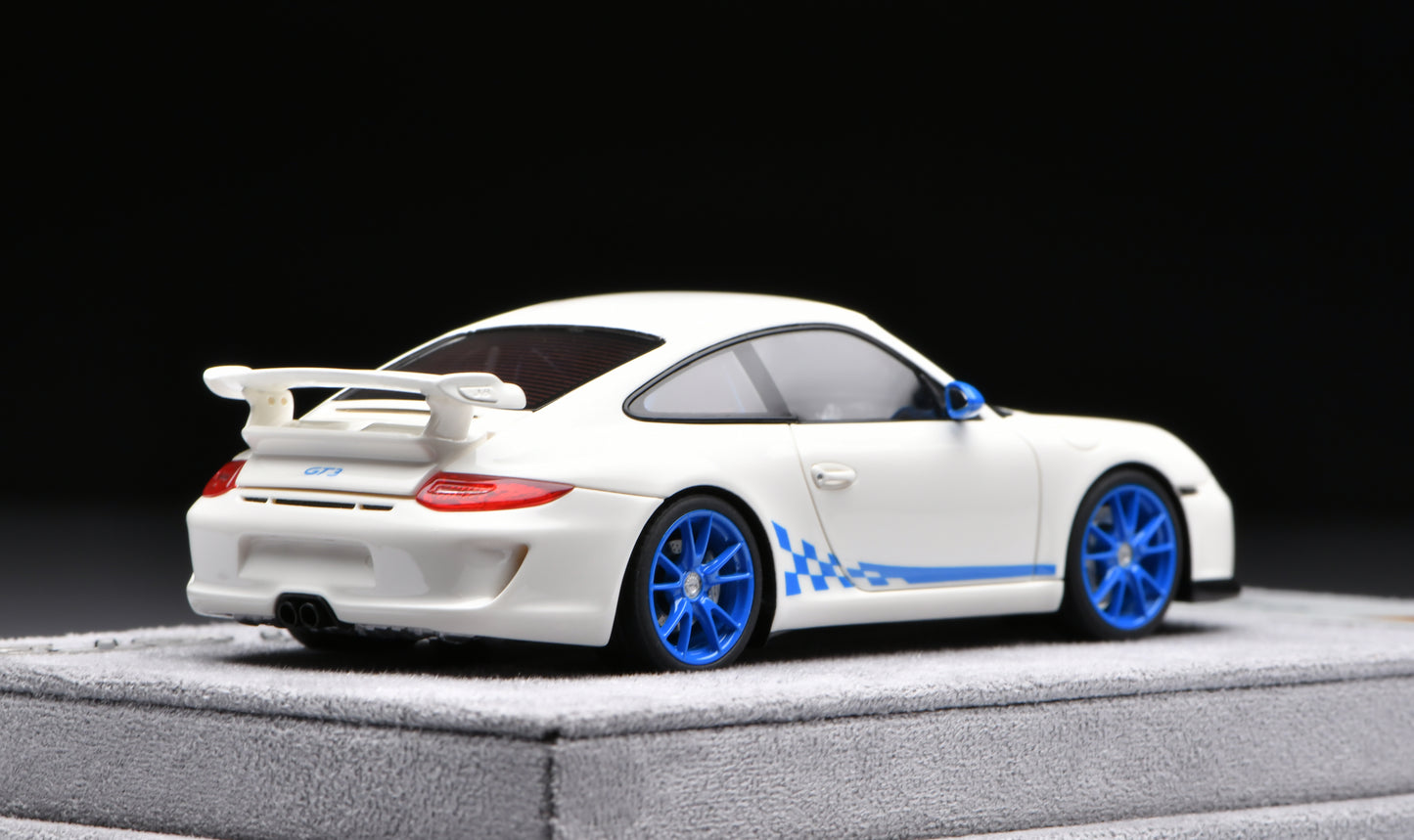 1:43 MakeUp Porsche 911(997.2)GT3 ClubSport MUCE023