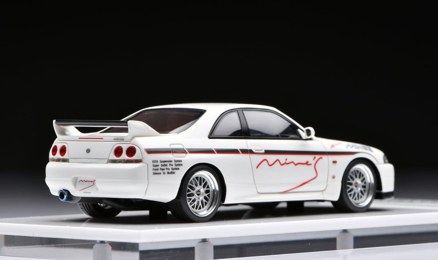1:43 MakeUp Nissan Mine's Skyline GT-R(BCNR33) EM645B
