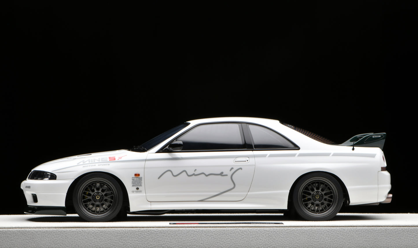 1:18 MakeUp Nissan Skyline GTR R33 BUILT BY LEGENDS Mine's EML133
