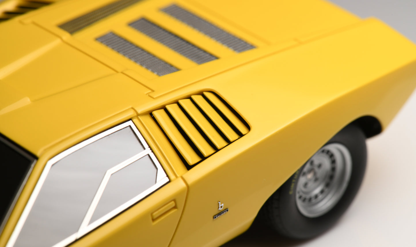 1:43 MakeUp Lamborghini Countach LP500 Bertone EM210A