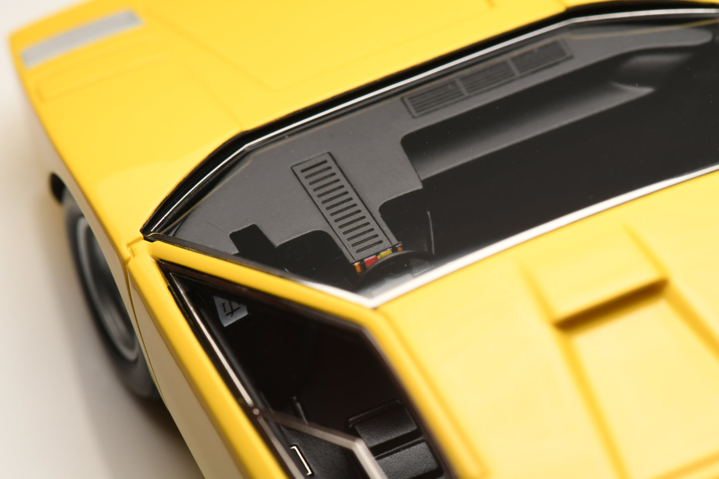 1:43 MakeUp Lamborghini Countach LP500 Bertone Geneva Motor Show 1971 EM210