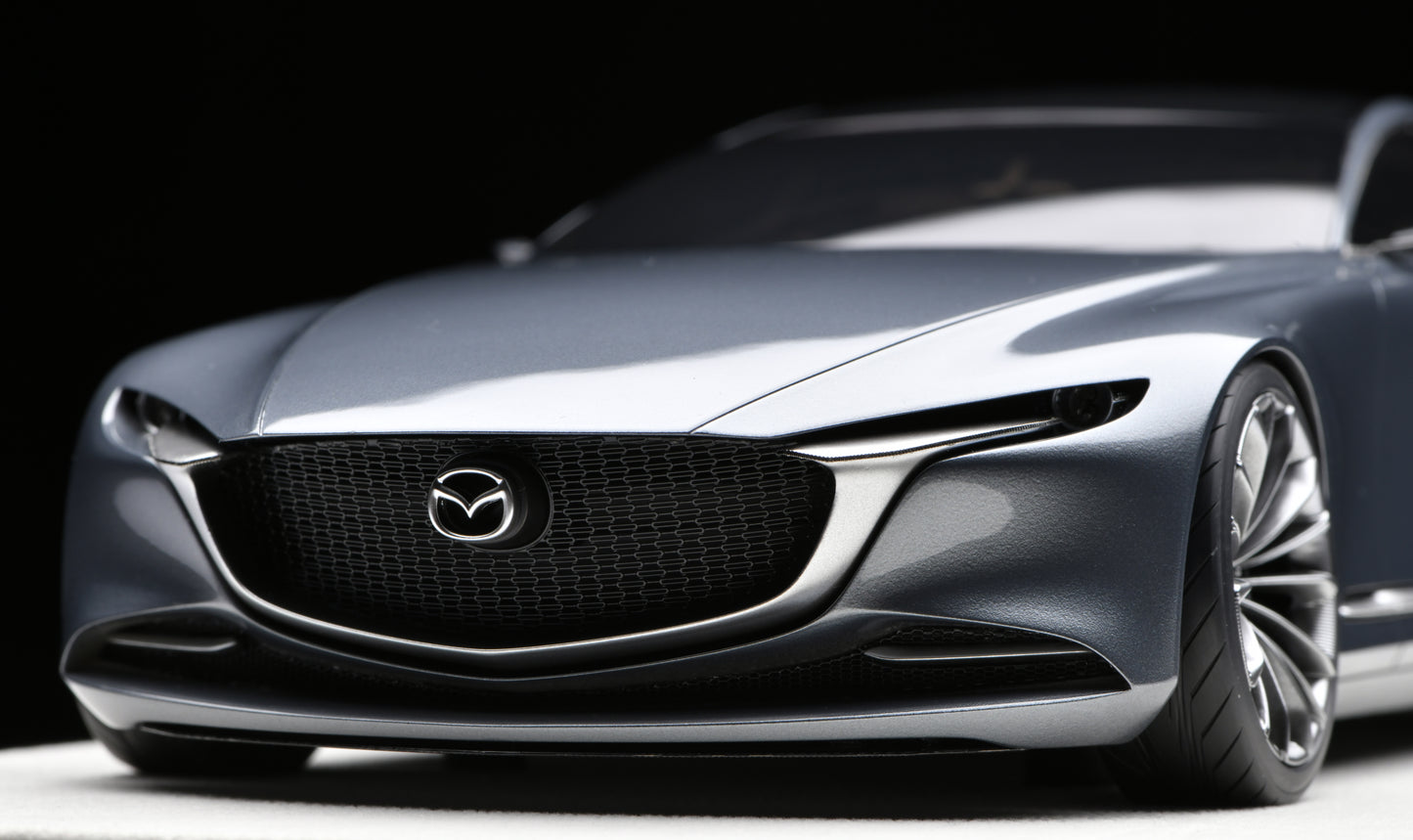 1:18 MakeUp Mazda VISION-COUPE 2017 EML024