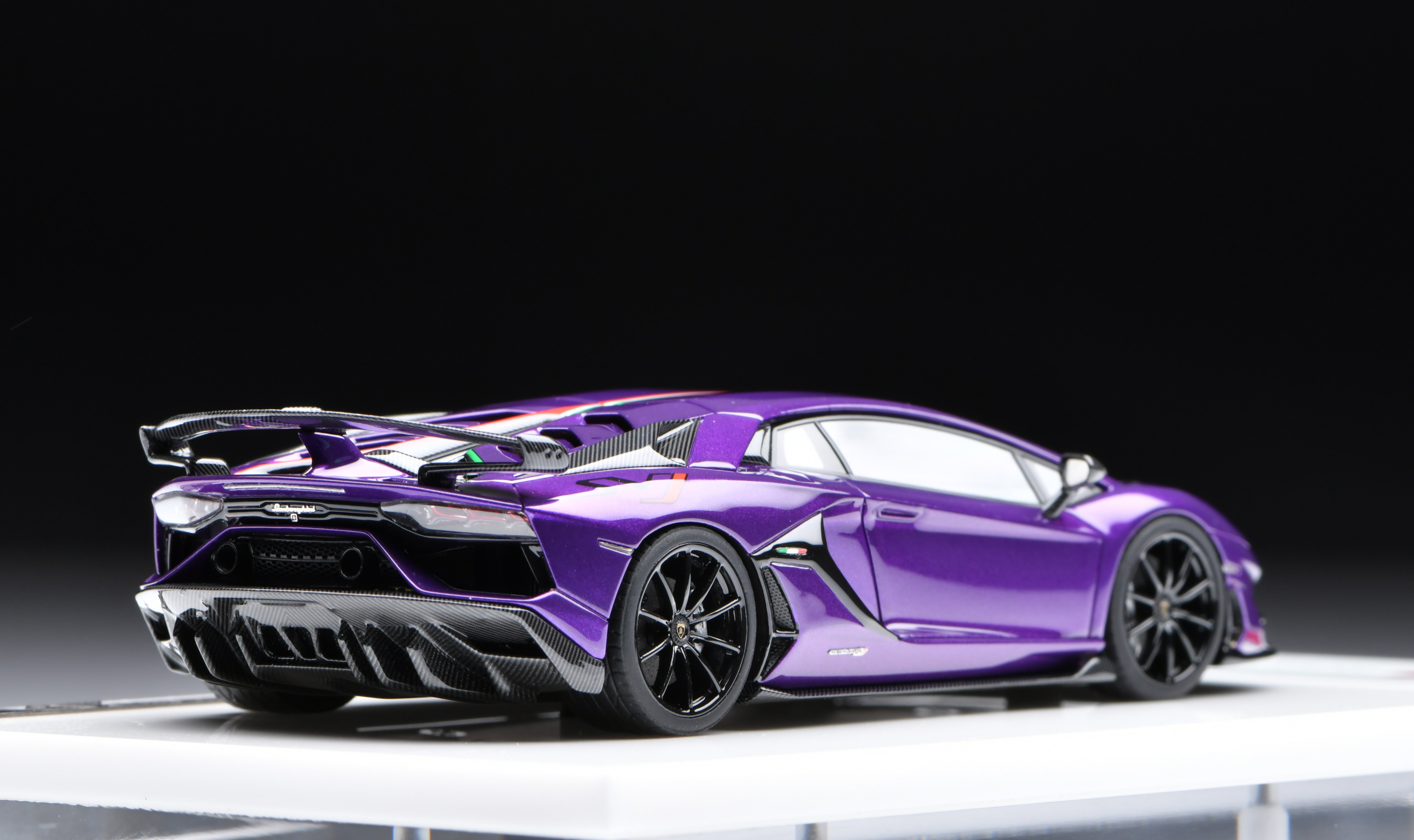 1:43 MakeUp Lamborghini Aventador SVJ 2018 (Nireo wheel)Viola