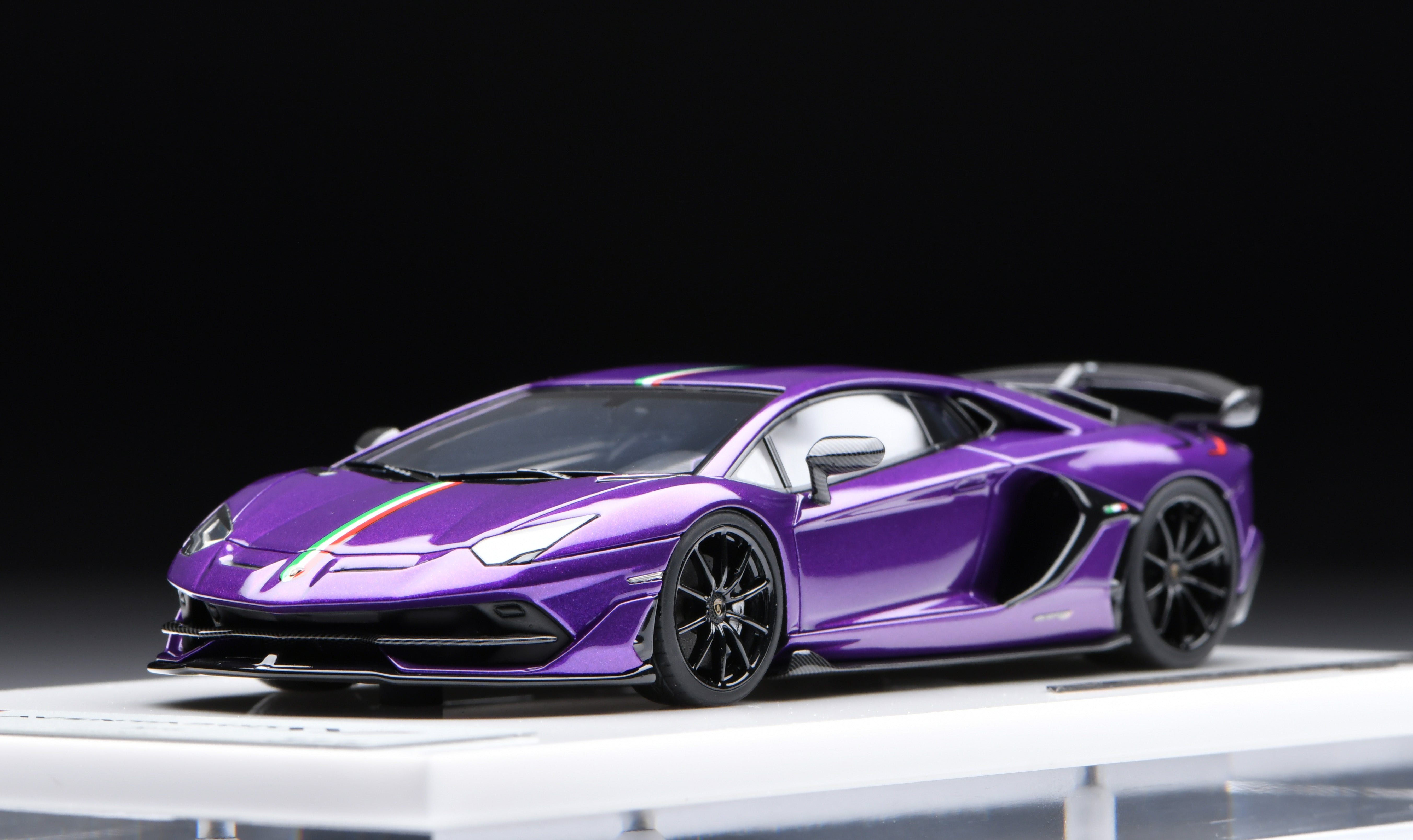 1:43 MakeUp Lamborghini Aventador SVJ 2018 (Nireo wheel)Viola