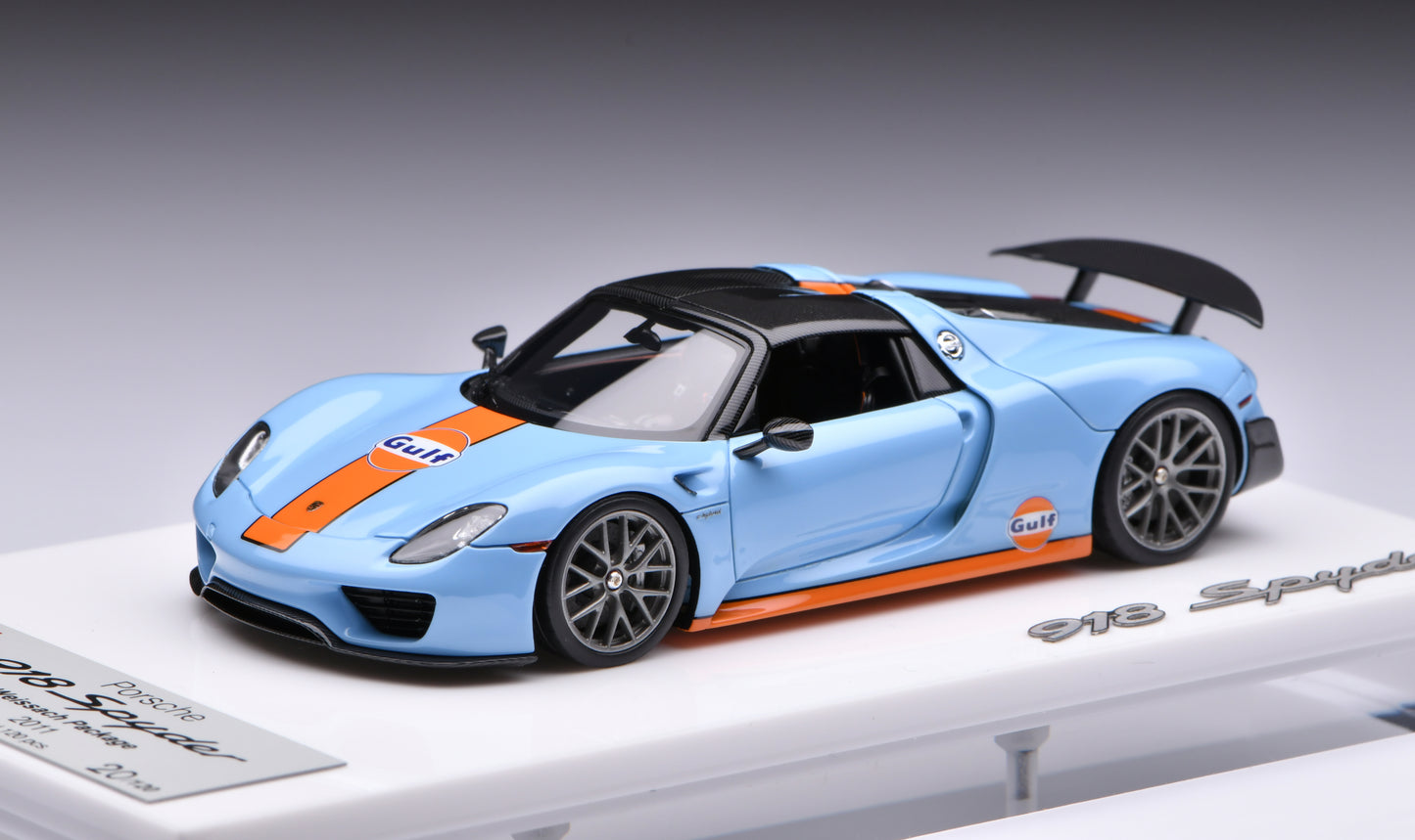 1:43 MakeUp Porsche 918 Spyder Weissach Package GULF (Rear Wing Up) with Gulf Helmet EM812B