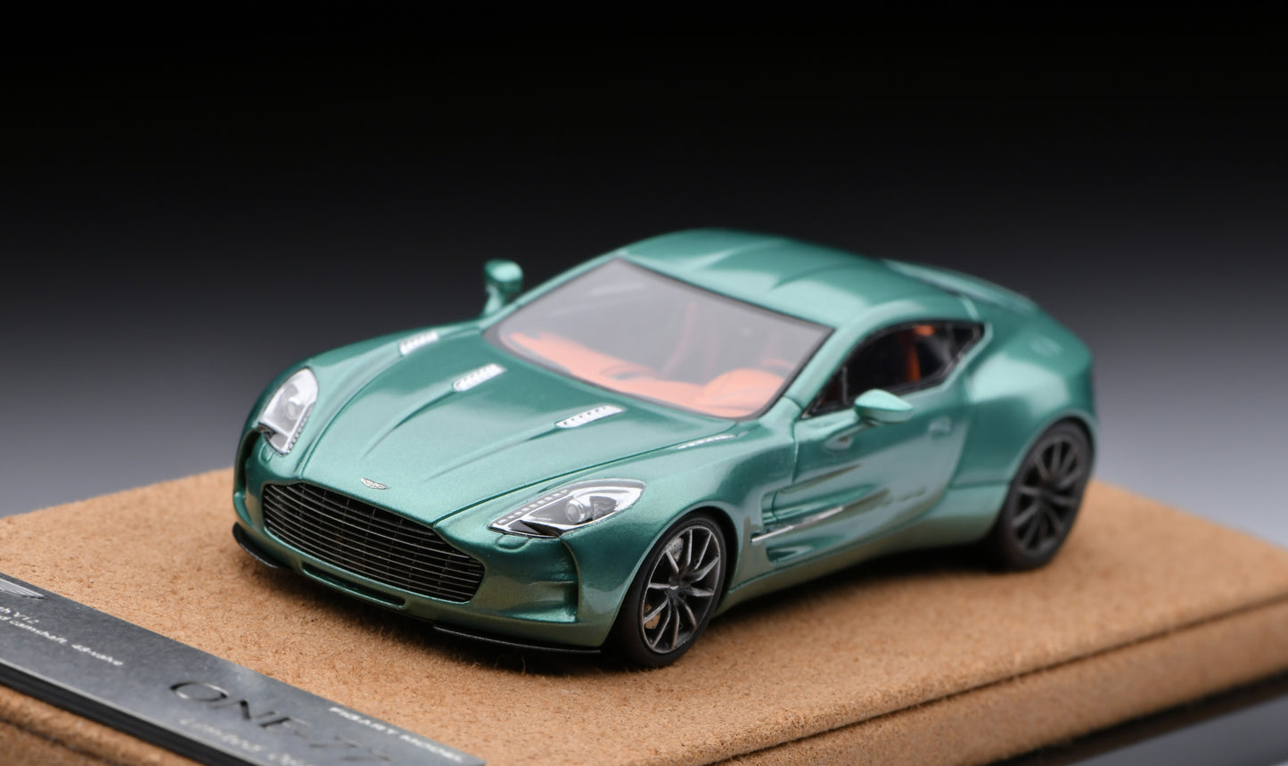 1:64 Figart Aston Martini ONE-77 Green Pearl