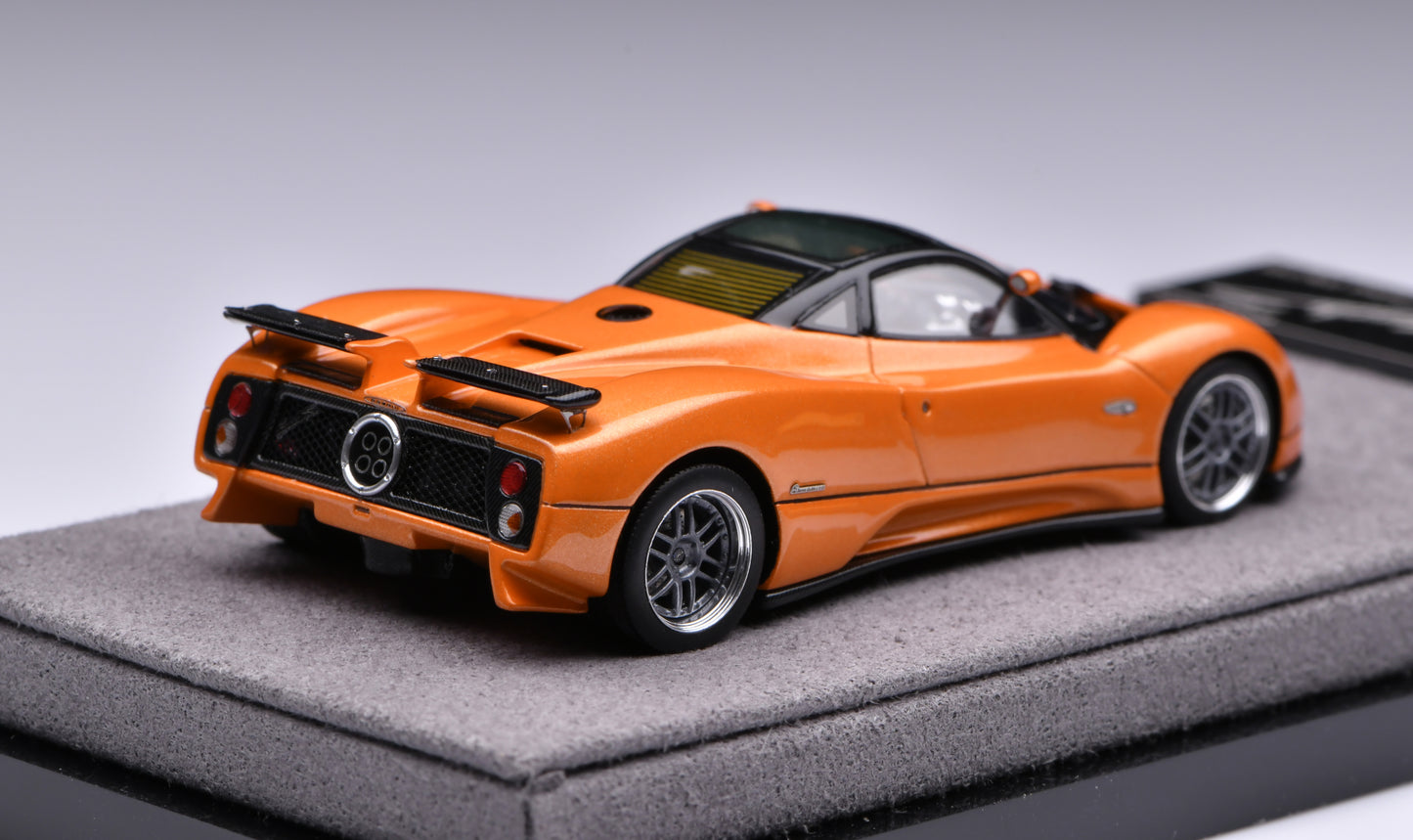 1:64 Figart Model Pagani Zonda C12S Arancio Saint Tropez