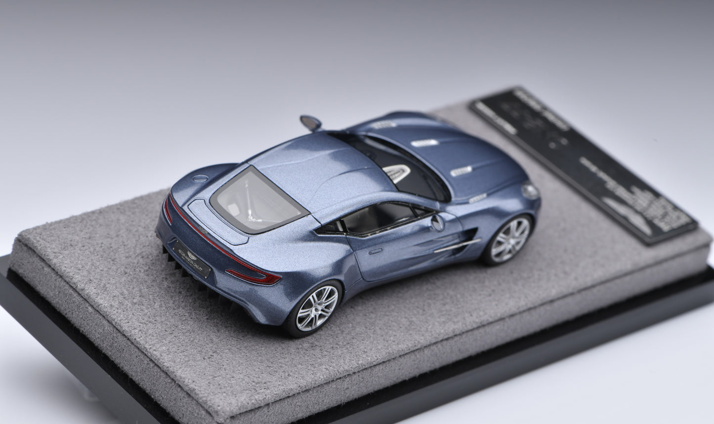 1:64 Figart Aston Martini ONE-77 Villa d'Este Blue