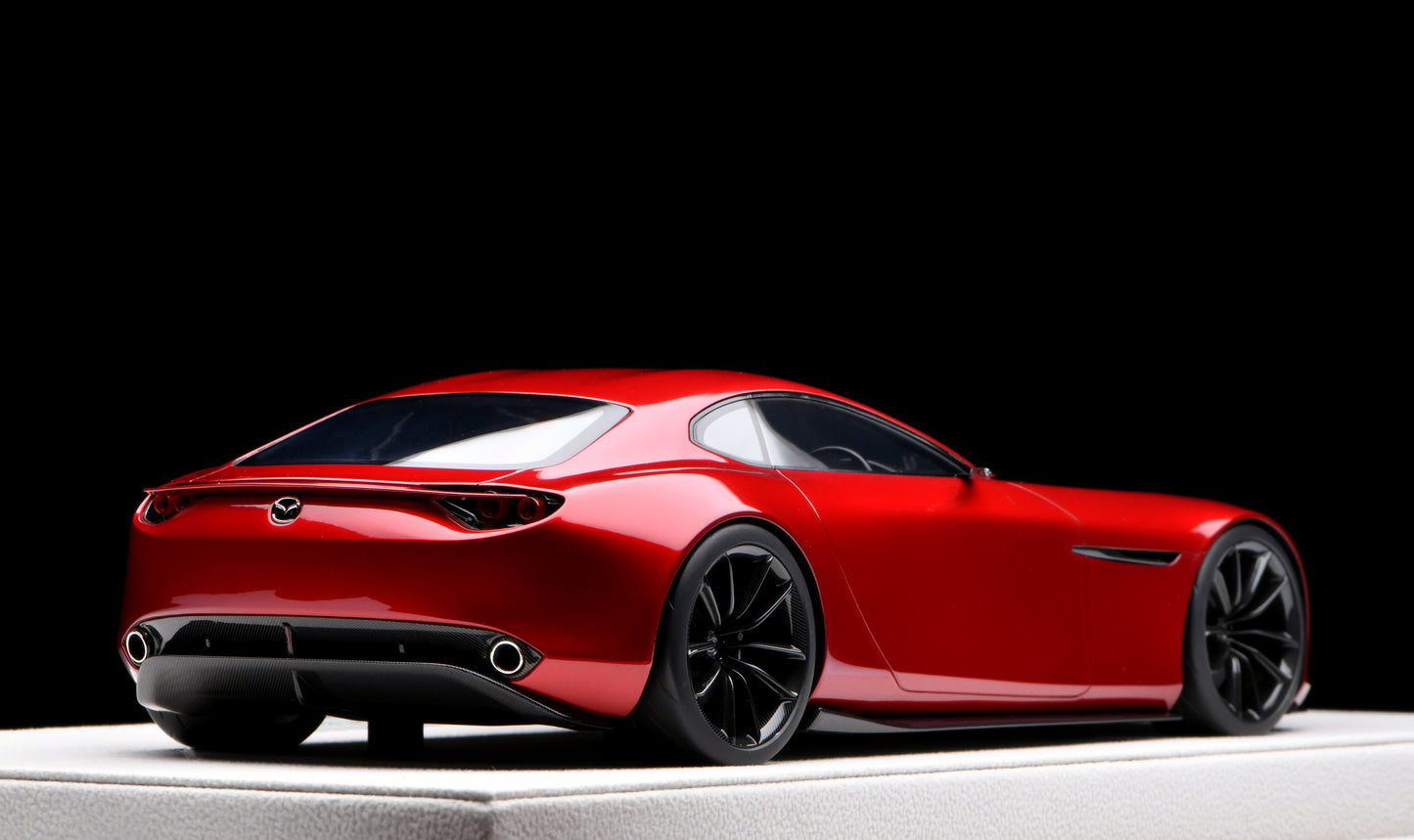 1:18 MakeUp Mazda RX-VISION 2015 EML023