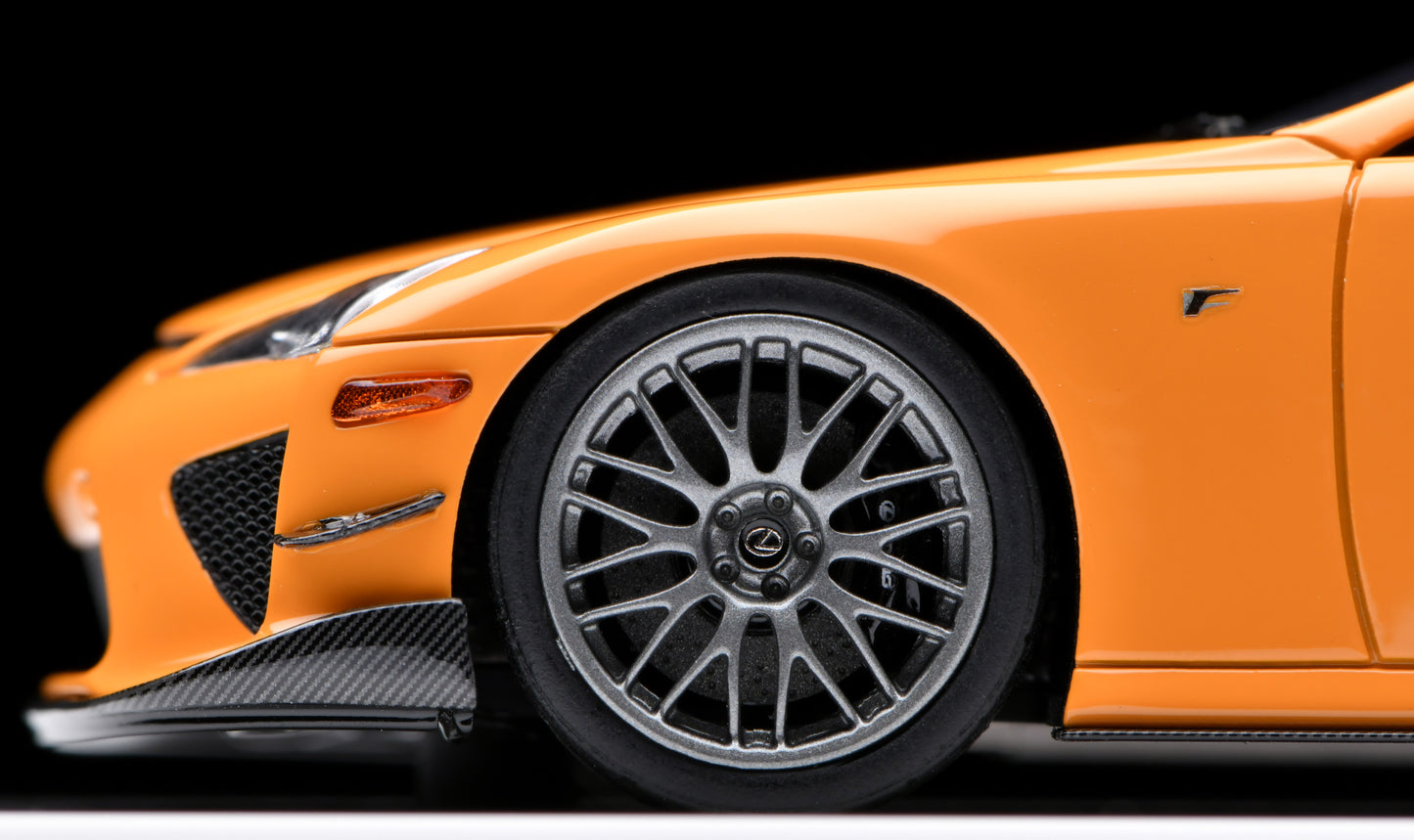 1:43 MakeUp Lexus LFA Nurburgring Package Orange EM538A