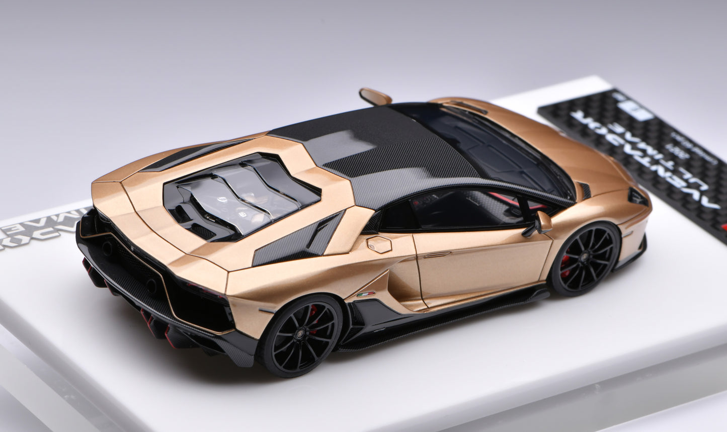 1:43 MakeUp Lamborghini Aventador LP780-4 Ultimate 2021 Oro Elios/Black Accent EM634C