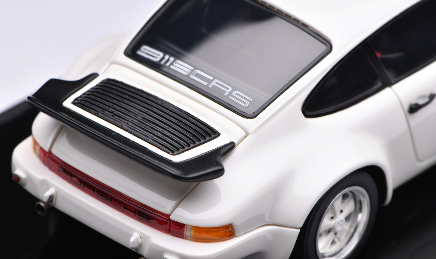 1:43 MakeUp Porsche 911 SC RS 1984 White VM090