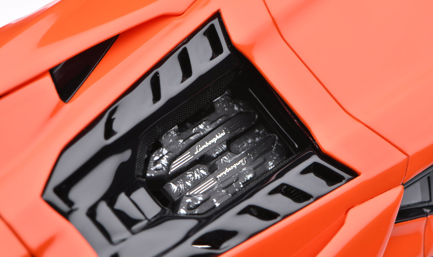 1:43 MakeUp Lamborghini Revuelto (Altanero Wheel) Arancio Apodis EM739A