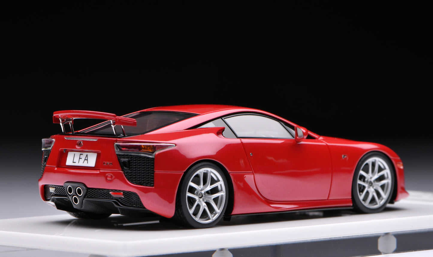 1:43 MakeUp Lexus LFA (Rear wing up) Pearl Red EM698C