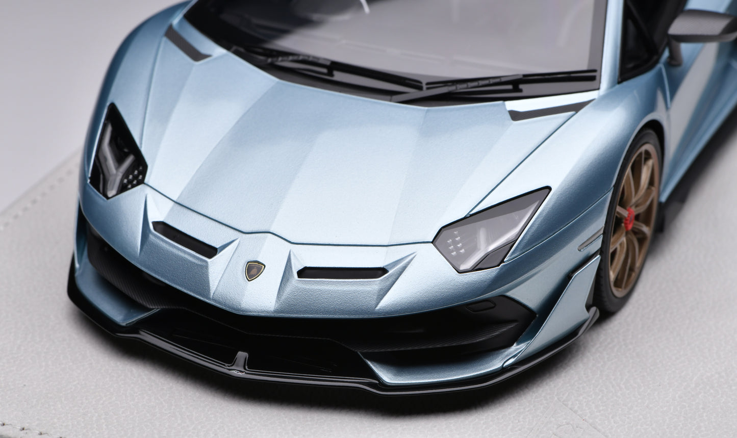 1:18 MakeUp Lamborghini Aventador SVJ 2018(Niero Wheel) Azzurro Tethys EML026F