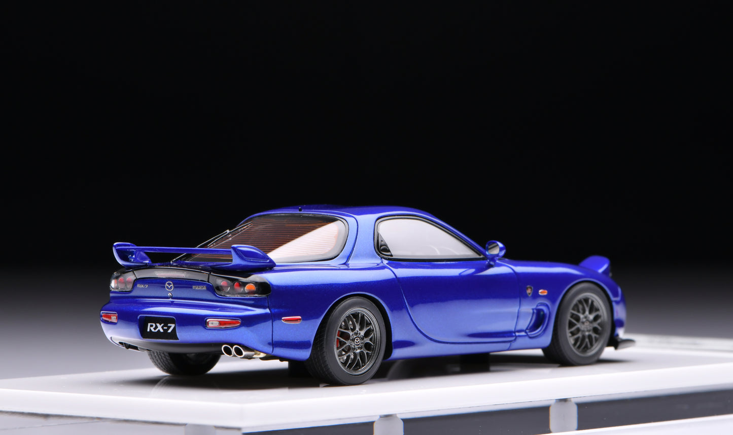 1:43 MakeUp Mazda RX-7(FD3S) Spirt R TypeA(Head lamp open)Innocent Blue Mica EM817C