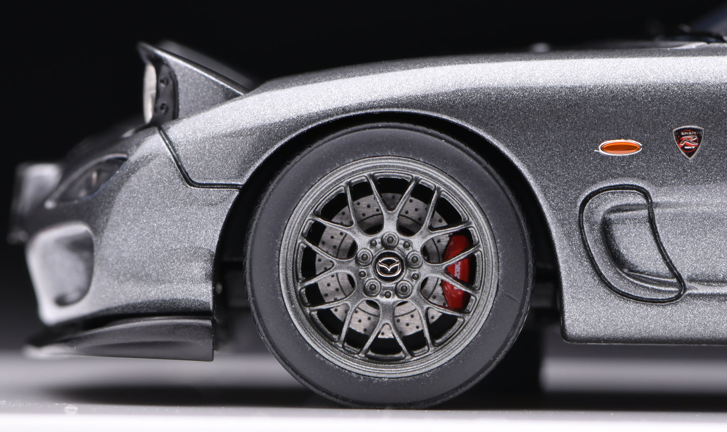 1:43 MakeUp Mazda RX-7(FD3S) Spirt R TypeA(Head lamp open)Titanium Gray Metallic EM817A
