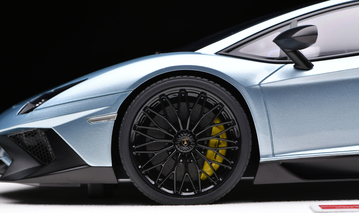 1:18 MakeUp Lamborghini Aventador LP750-4 SV 2015 Azzurro Thetys  EML005H