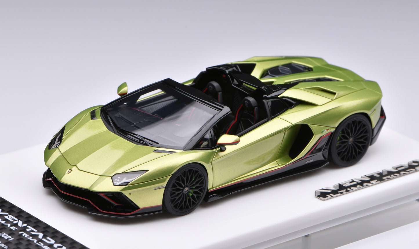 1:43 MakeUp Lamborghini Aventador LP780-4 Ultimae Roadster(Dianthus Wheel)EM637C