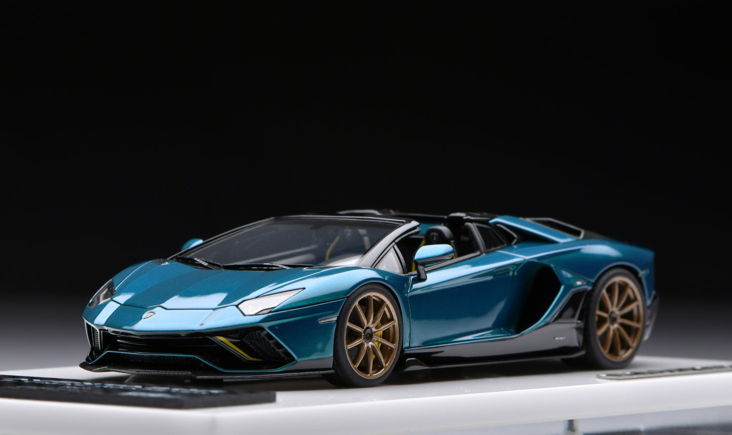 1:43 MakeUp Lamborghini Aventador LP780-4 Ultimae Roadster (Nireo Wheel) EM638D