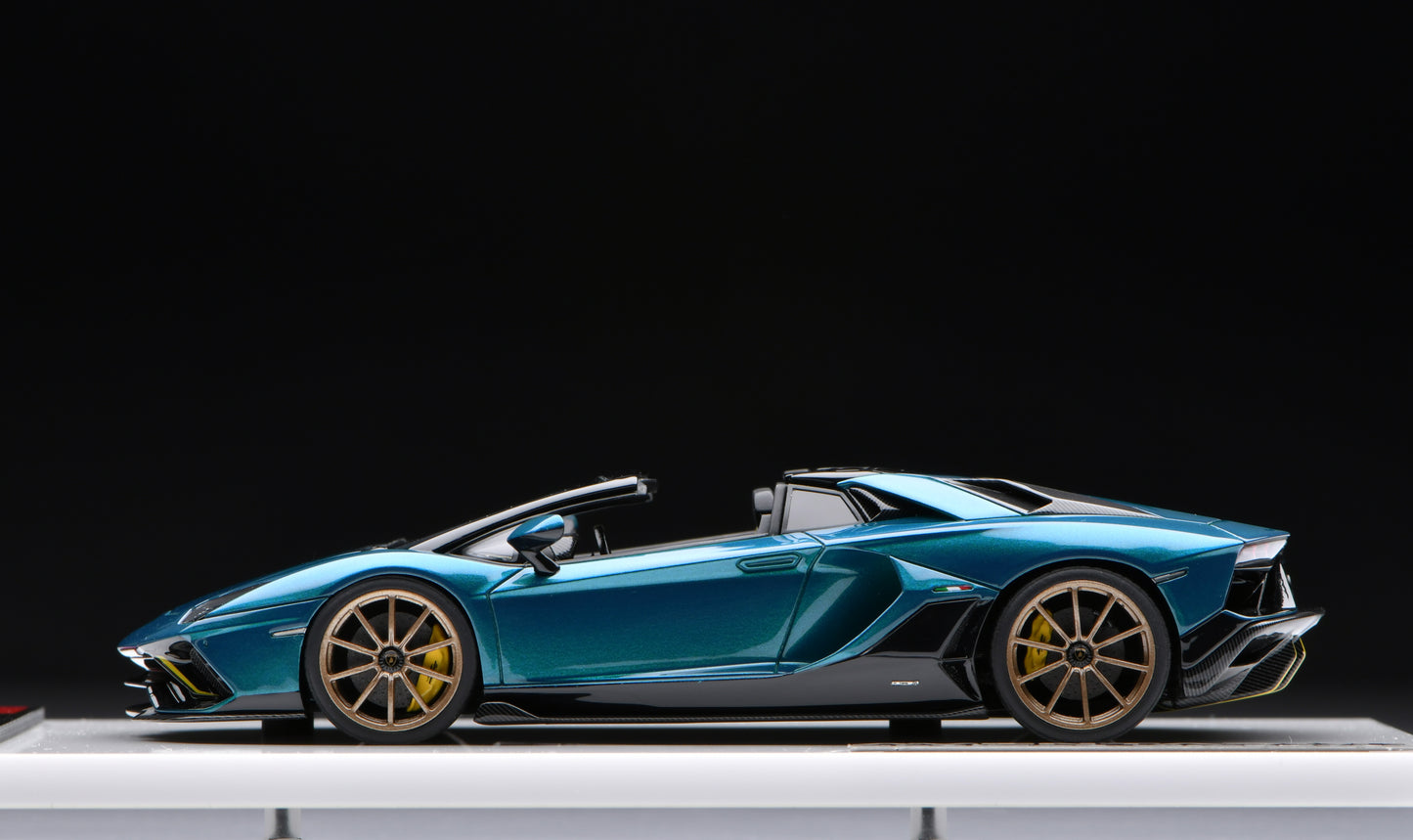 1:43 MakeUp Lamborghini Aventador LP780-4 Ultimae Roadster (Nireo Wheel) EM638D