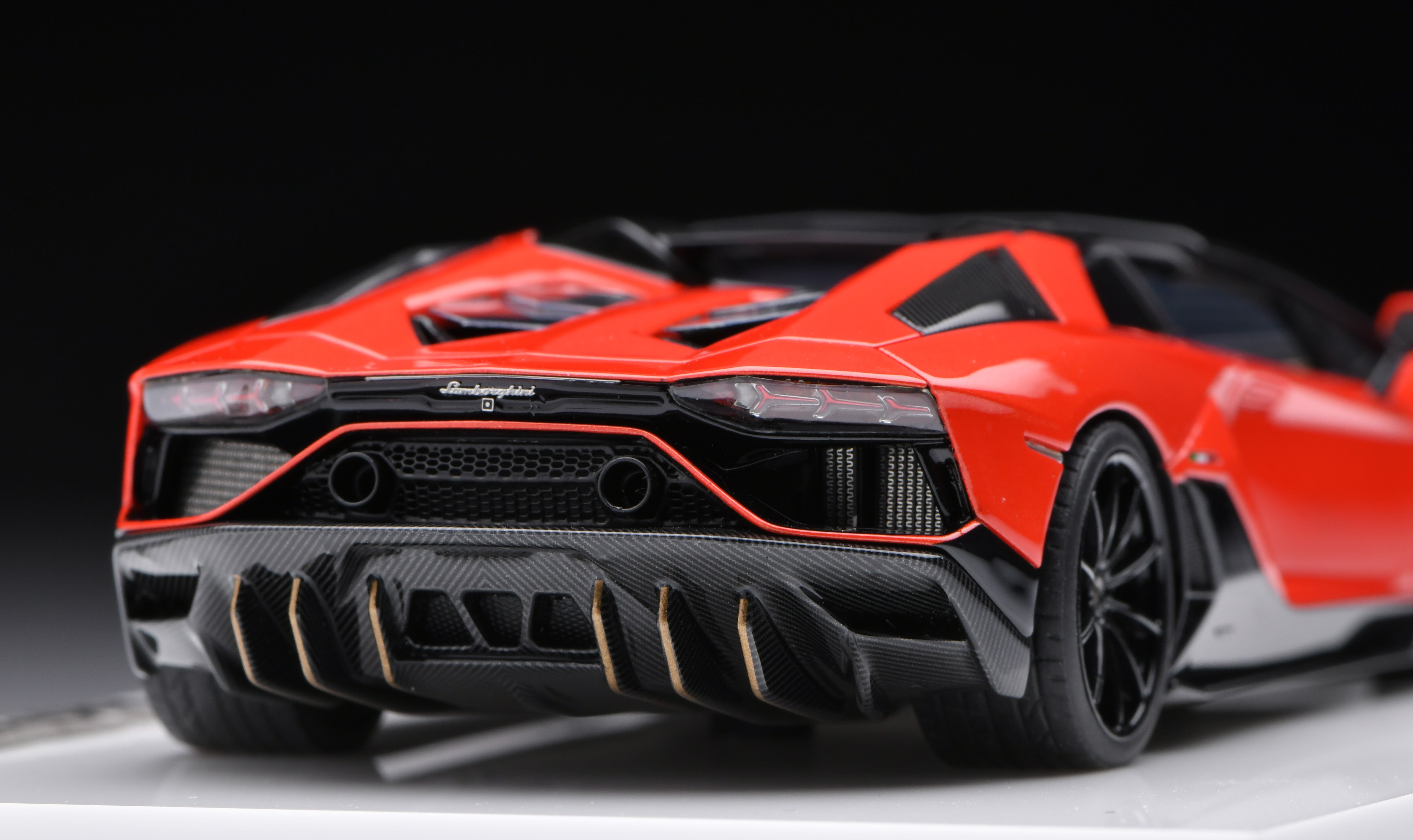 Lamborghini Aventador S 赤1/43 Make Up製 1:43 MakeUp Lamborghini Aventador LP780-4 Ultimae Roadster (Nireo
