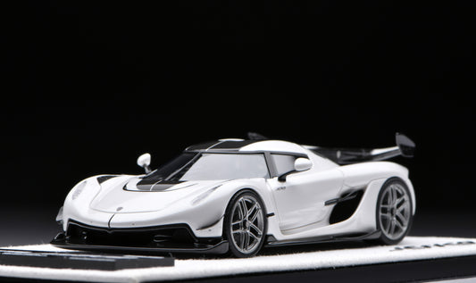 1:43 Gryning Koenigsegg Jesko Attack #7339 Crystal White/Carbon