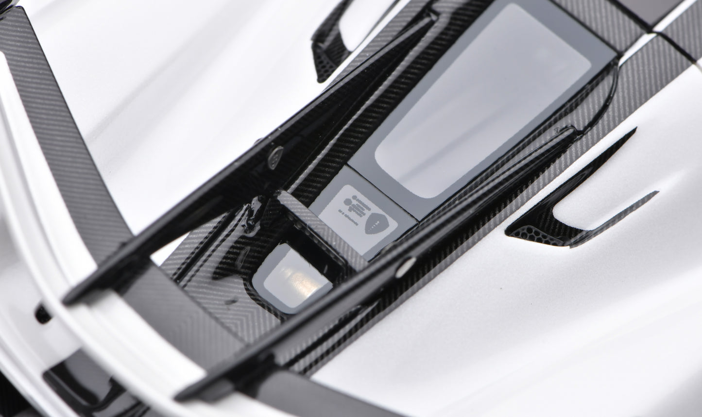 1:43 Gryning Koenigsegg Jesko Attack #7339 Crystal White/Carbon