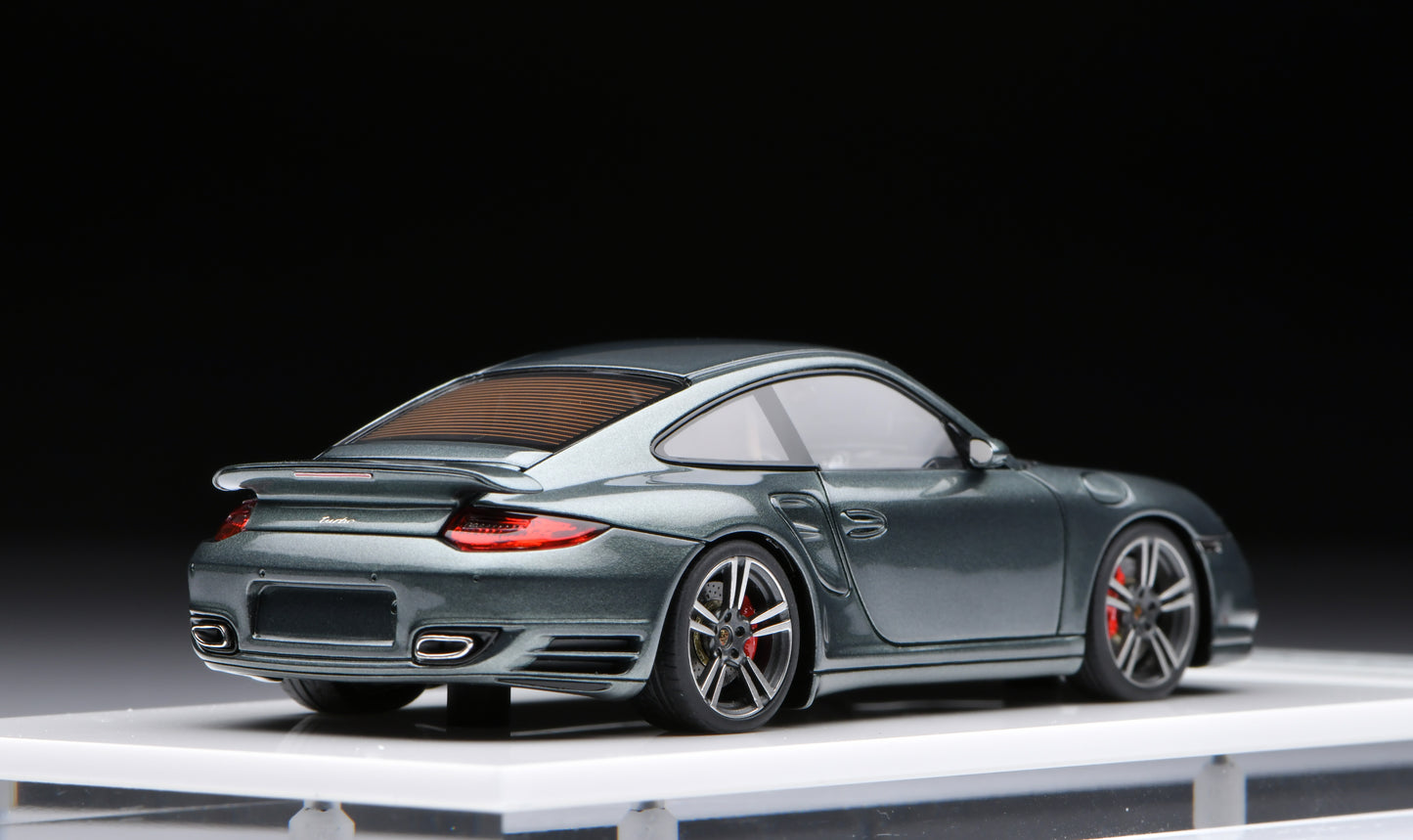 1:43 MakeUp Porsche 911 (997.2) Turbo 2010 Malachite Green Metallic EM619E