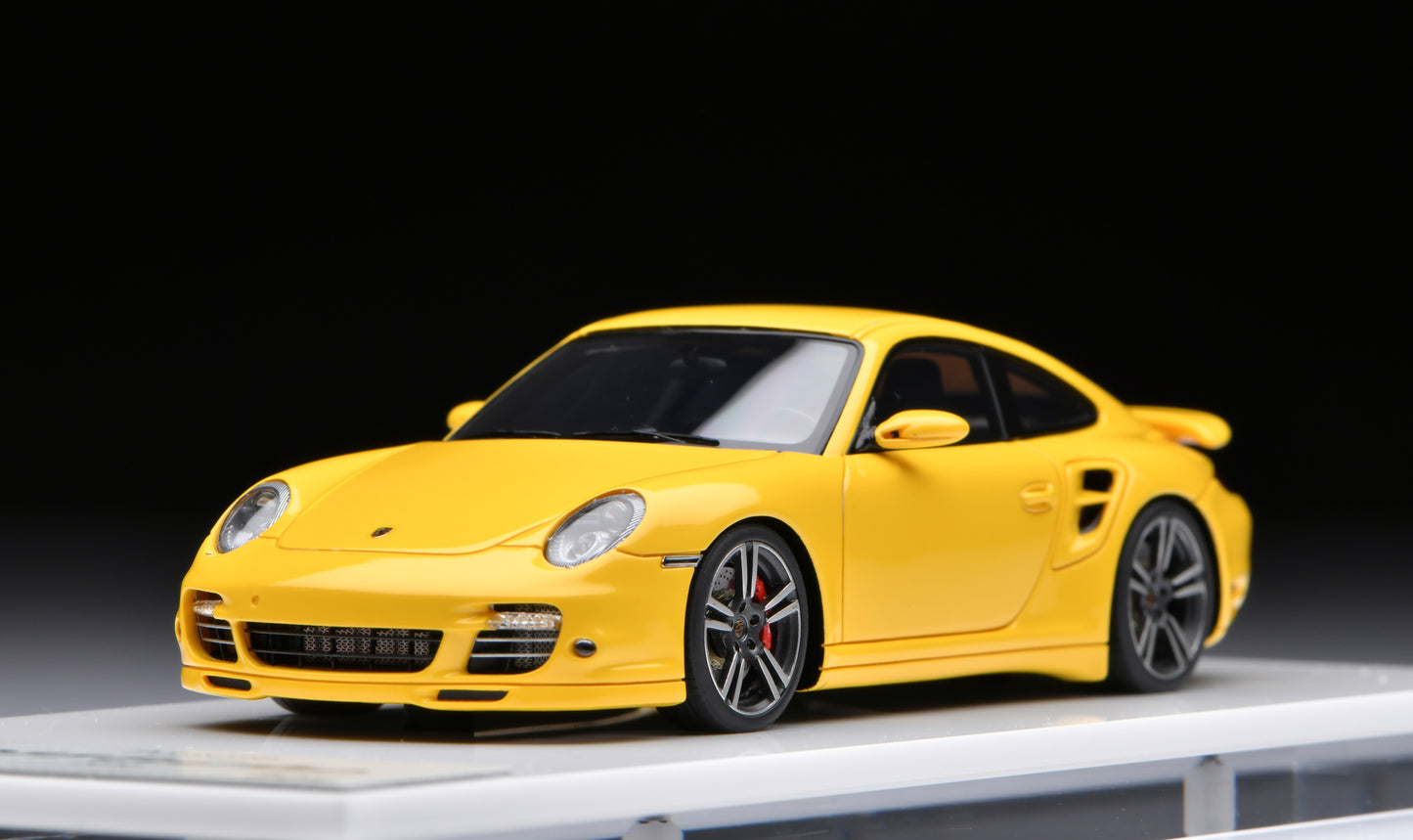 1:43 MakeUp Porsche 911 (997.2) Turbo 2010 Speed Yellow EM619A