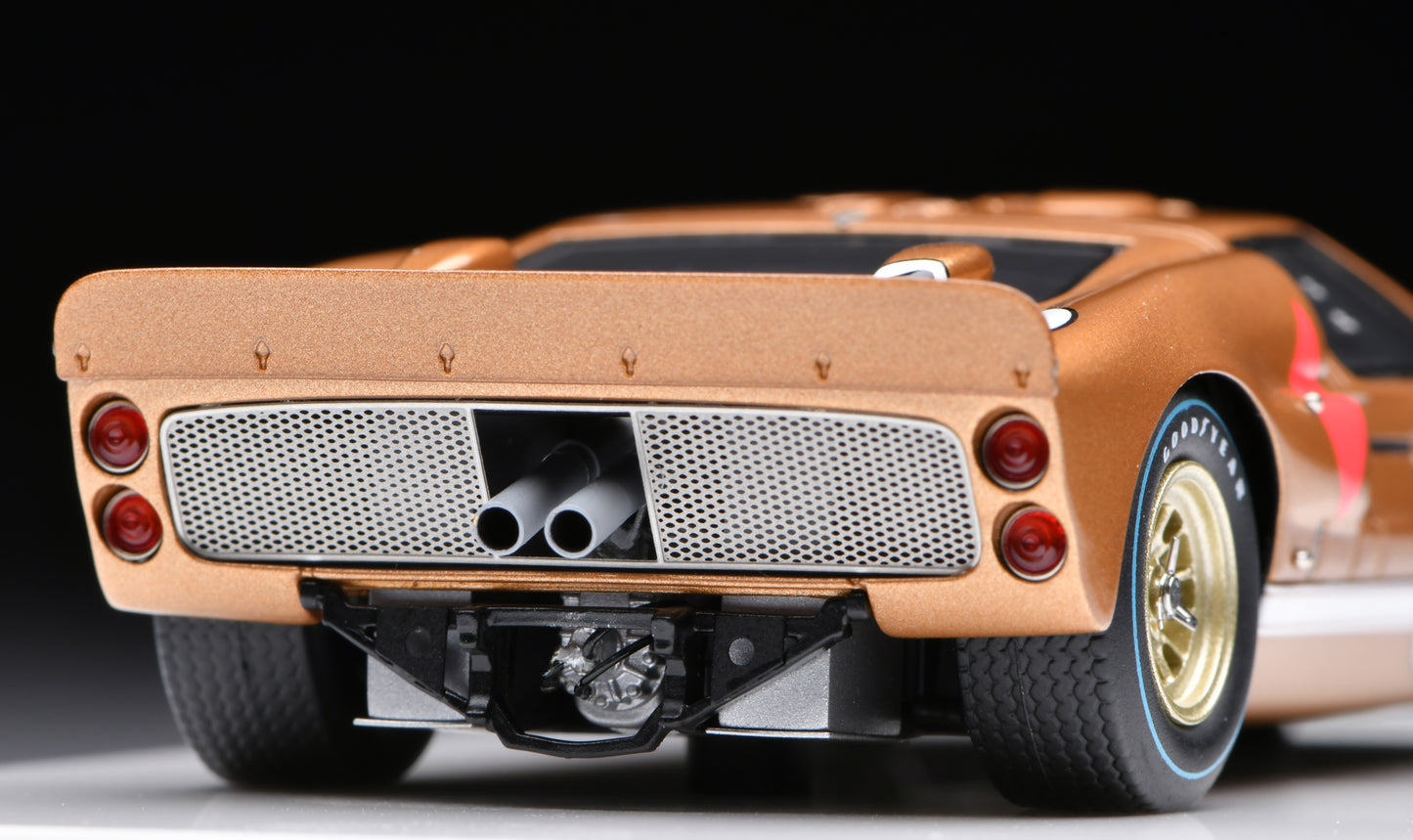 1:43 MakeUp Ford GT4O MK II "Holman & Moody“ 24h Le Mans 1966 3rd NO.5 EM301C