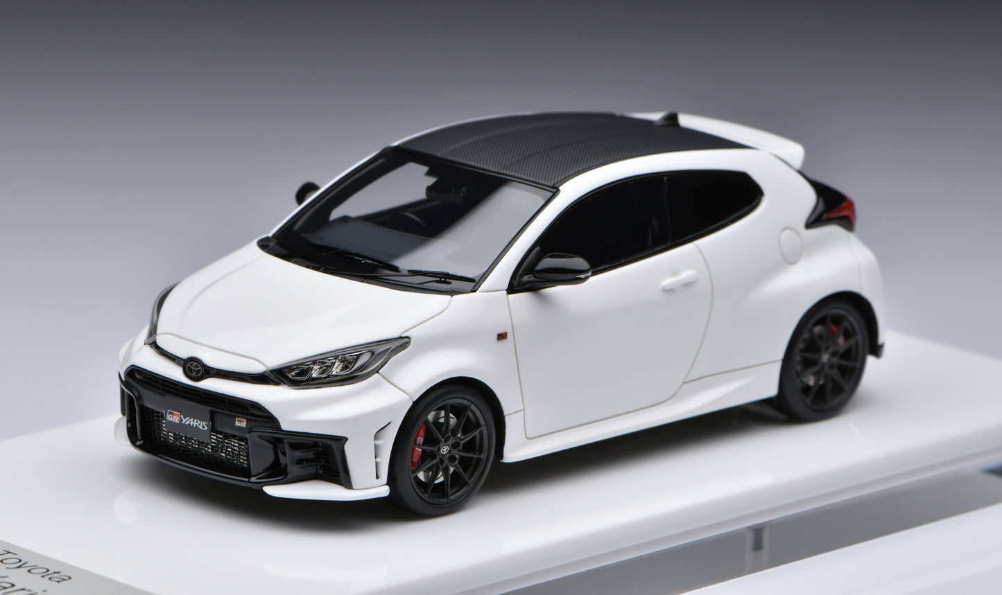 1:43 MakeUp Toyota GR Yaris RZ High Performance 2024 Super White 2 EM762A