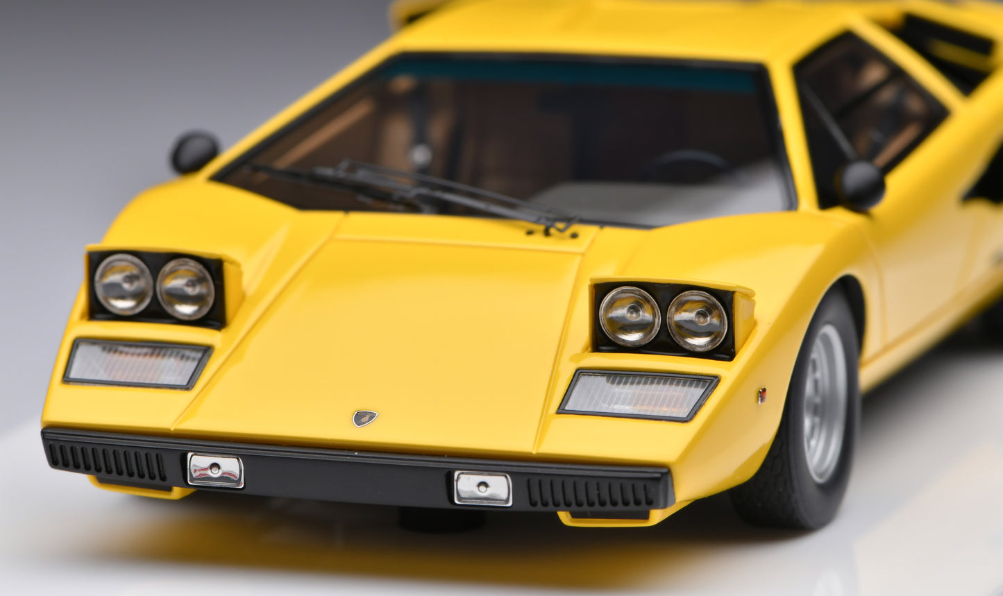 1:43 MakeUp Lamborghini Countach LP400 (Head lamp up) Yellow EM822A