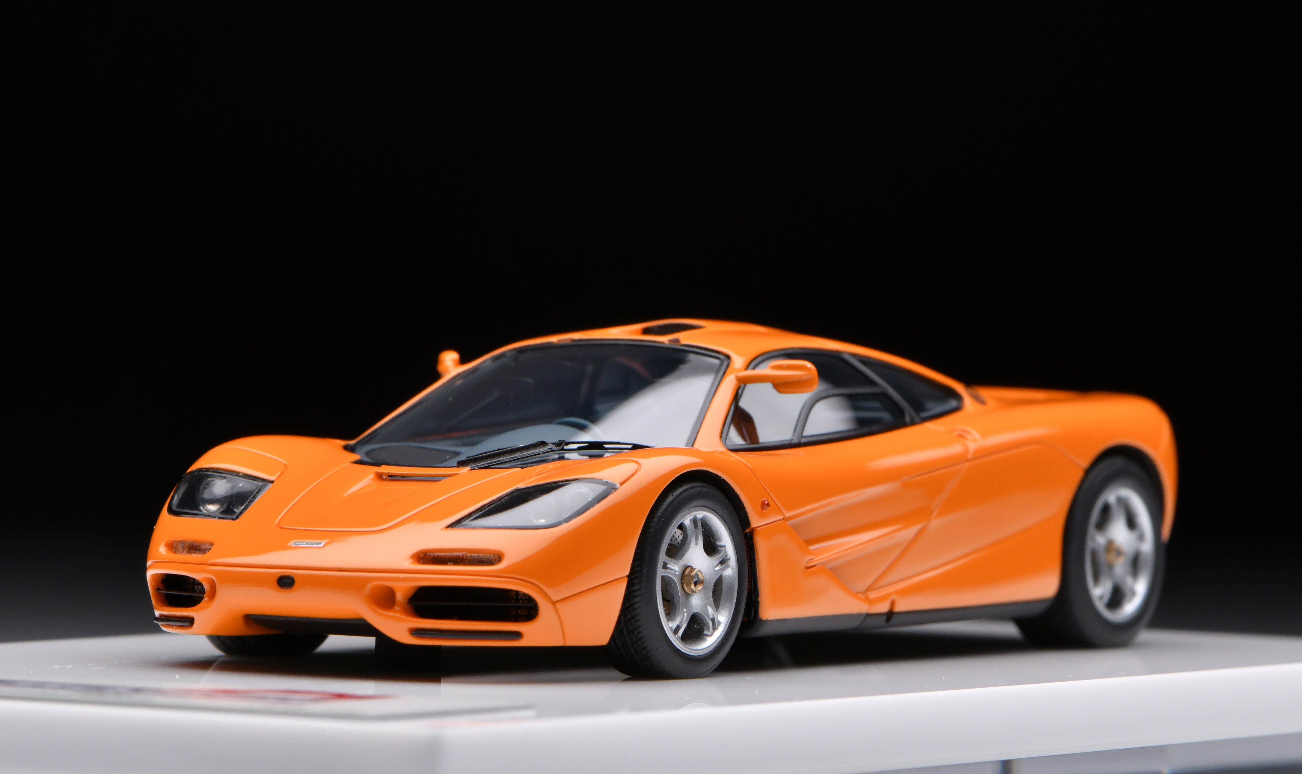 1:43 MakeUp McLaren F1 (Road car) 1995 S/N 071 Historic Orange