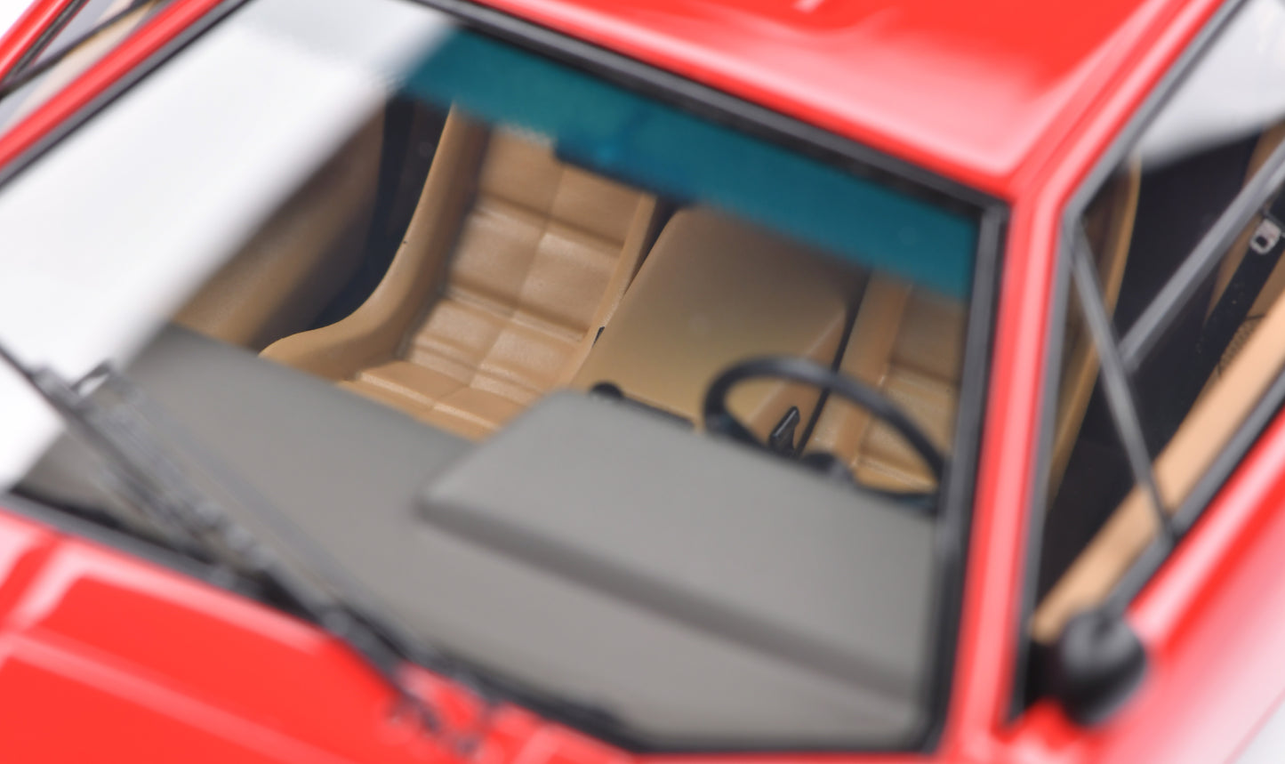 1:43 MakeUp Lamborghini Countach LP400 (Head lamp up)  Red EM822B