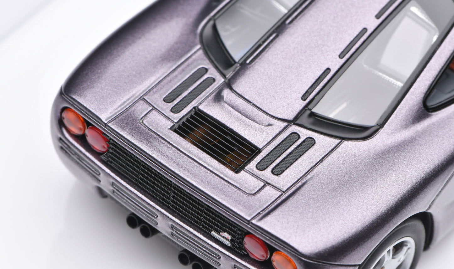 1:43 MakeUp McLaren F1 (Road car) 1995 S/N 029 Creighton Brown EM748K