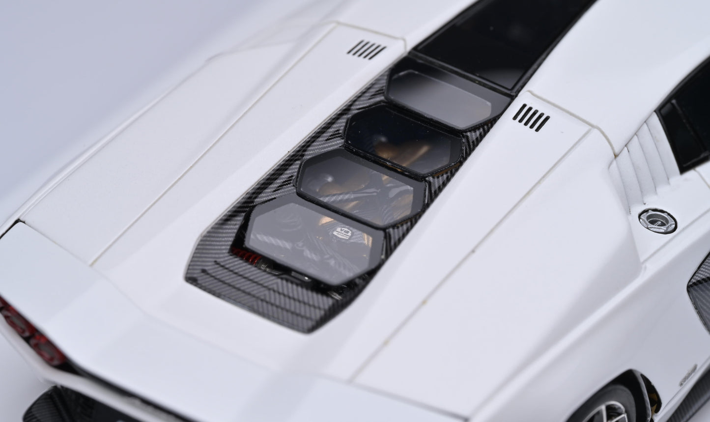 1:43 Make Up Lamborghini Countach LPI800-4 EM748A EM748C
