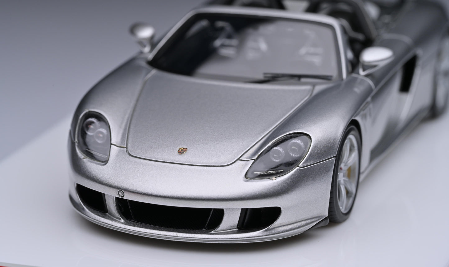1:43 Make Up Porsche Carrera GT 2004 Wing Up GT Silver EM567A