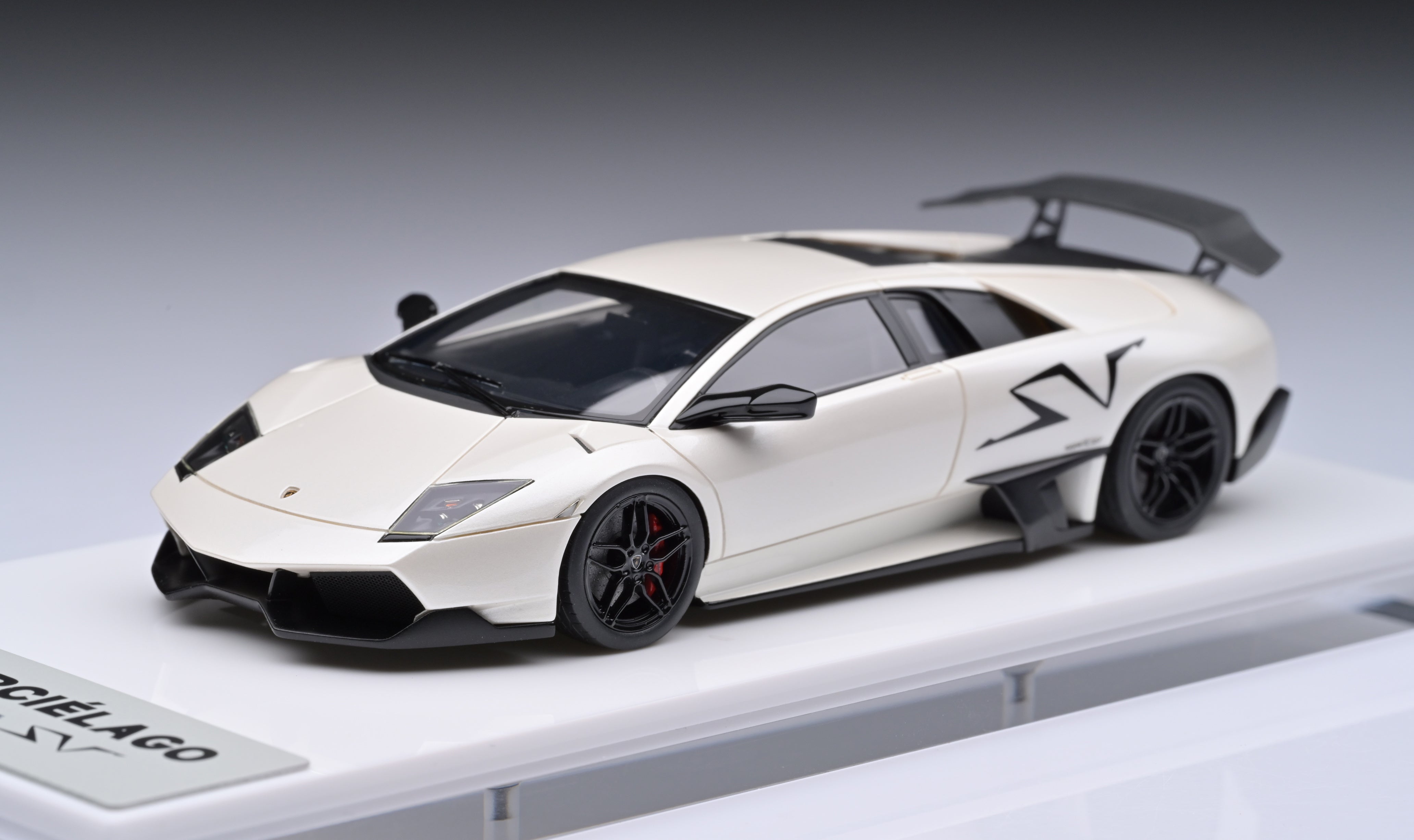 1:43 MakeUp Lamborghini Murcielago LP670-4 SV EM336C Pearl