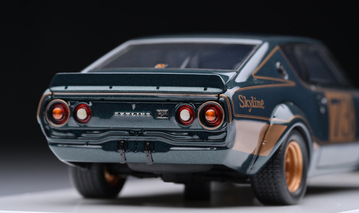1:43 MakeUp Nissan Skyline 2000 GT-R KPGC110 Racing Concept VM272