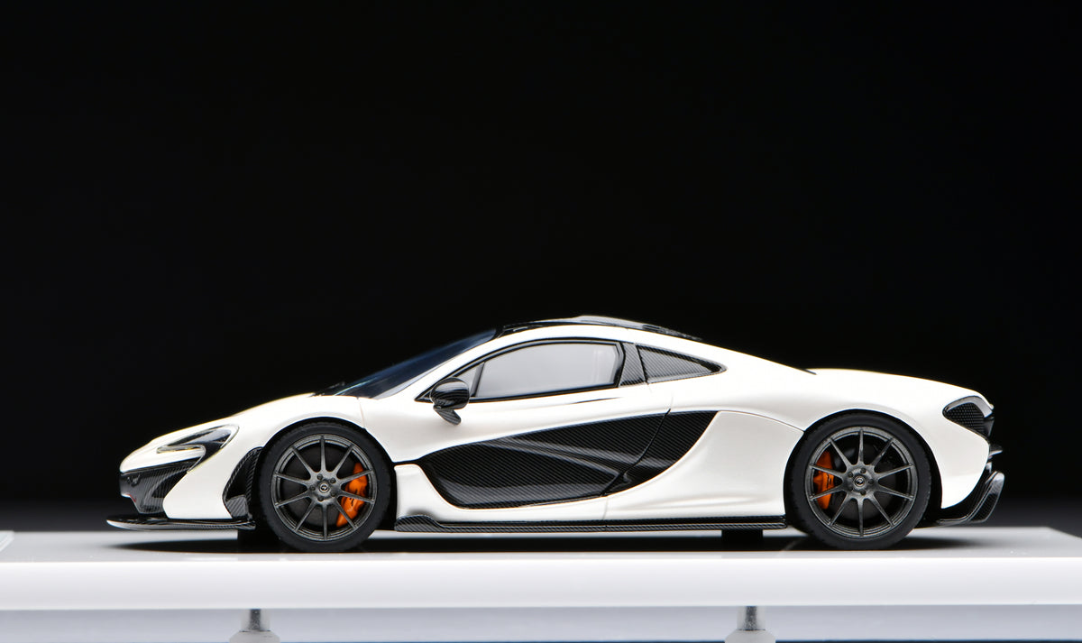 1:43 MakeUp McLaren P1 2013 White EM741D