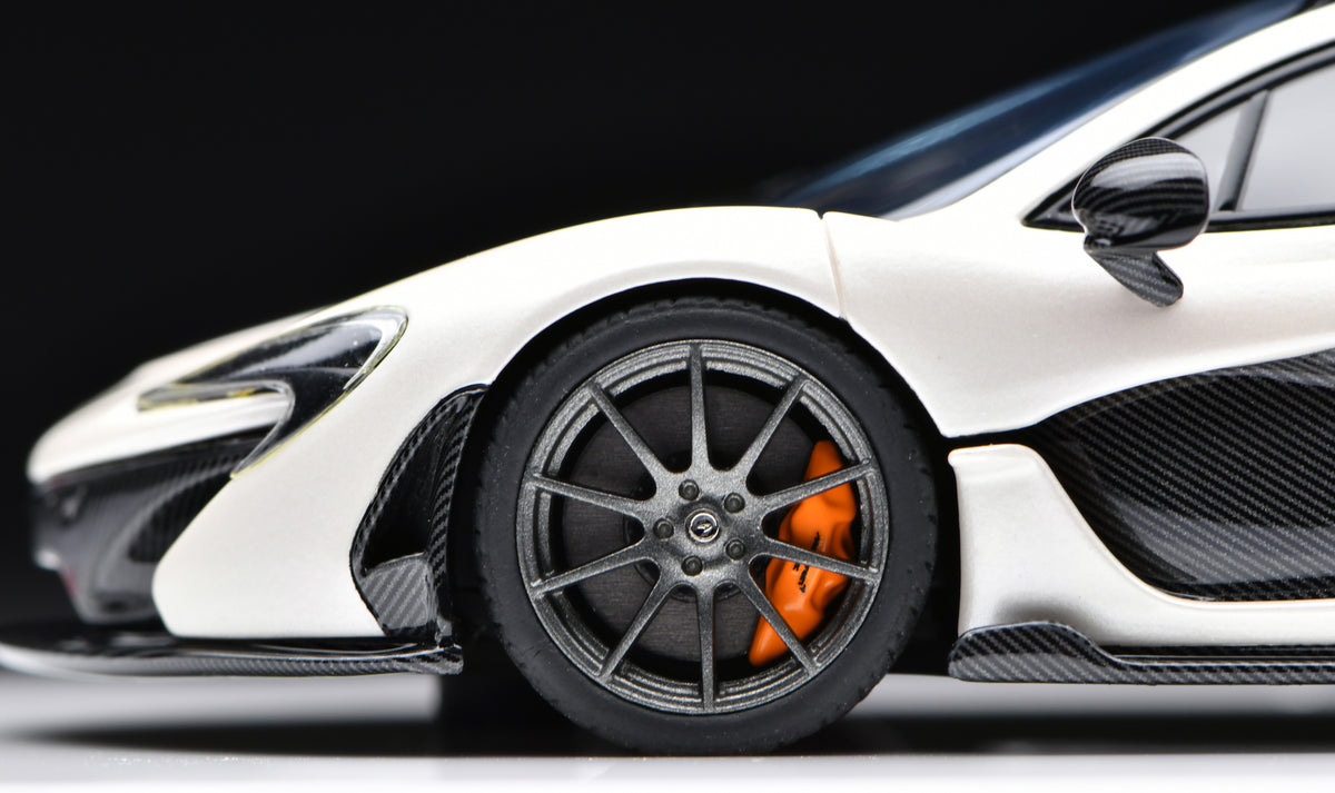 1:43 MakeUp McLaren P1 2013 White EM741D