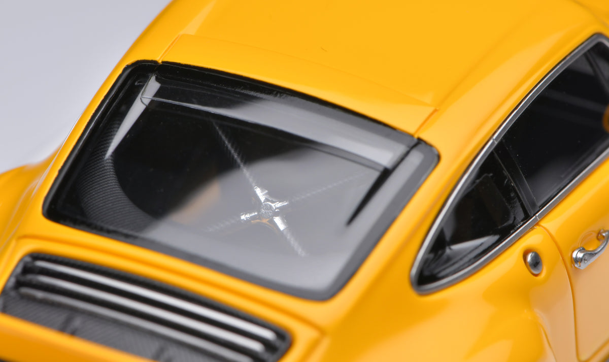 1:43 MakeUp Singer DLS Speed Yellow EM427T