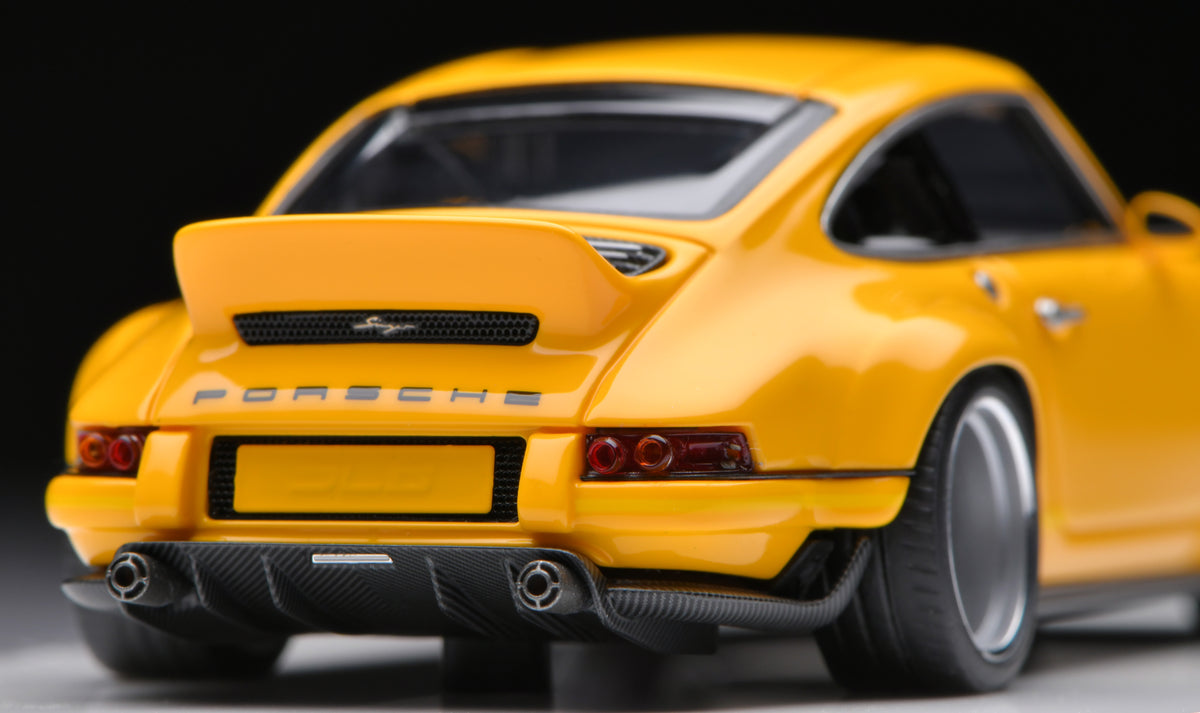 1:43 MakeUp Singer DLS Speed Yellow EM427T