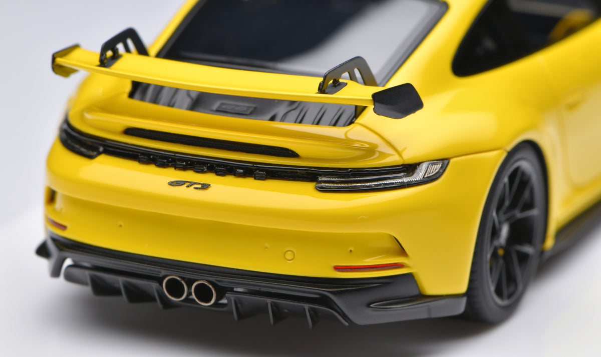 1:43 MakeUp Porsche 911 (992) GT3 2021 Racing Yellow EM758C