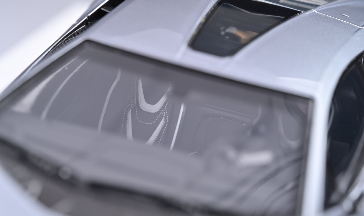 1:43 MakeUp Lamborghini SIAN FKP37 Grigio Antares EM533E