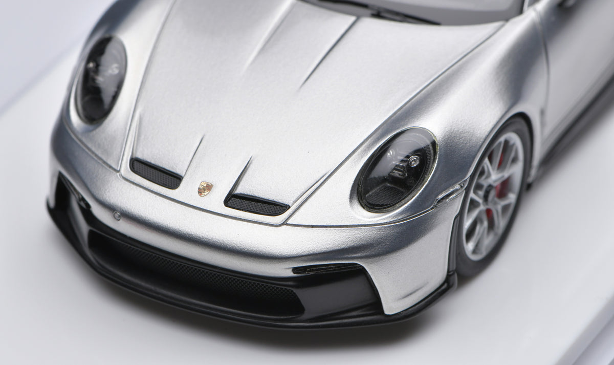 1:43 MakeUp Porsche 911 (992) GT3 2021 GT Silver EM758B