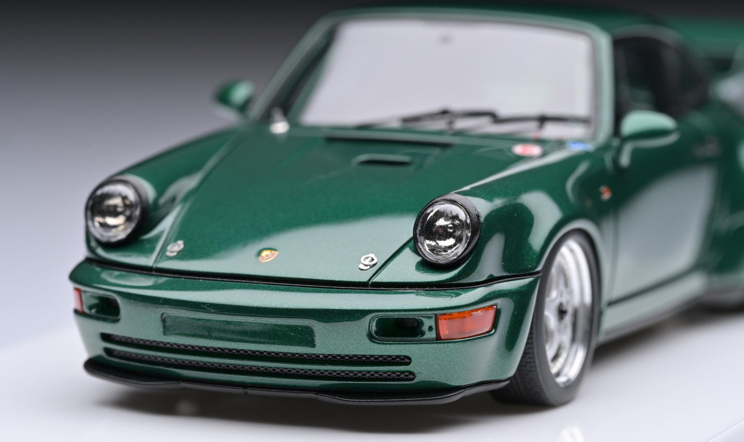 1:43 MakeUp Porsche 911 (964) Carrera 3.8 RSR Forest Green Metalic VM162I